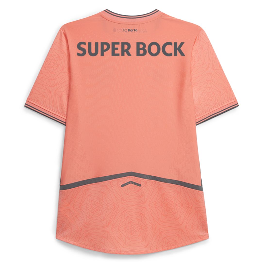 FC Porto third 25/26