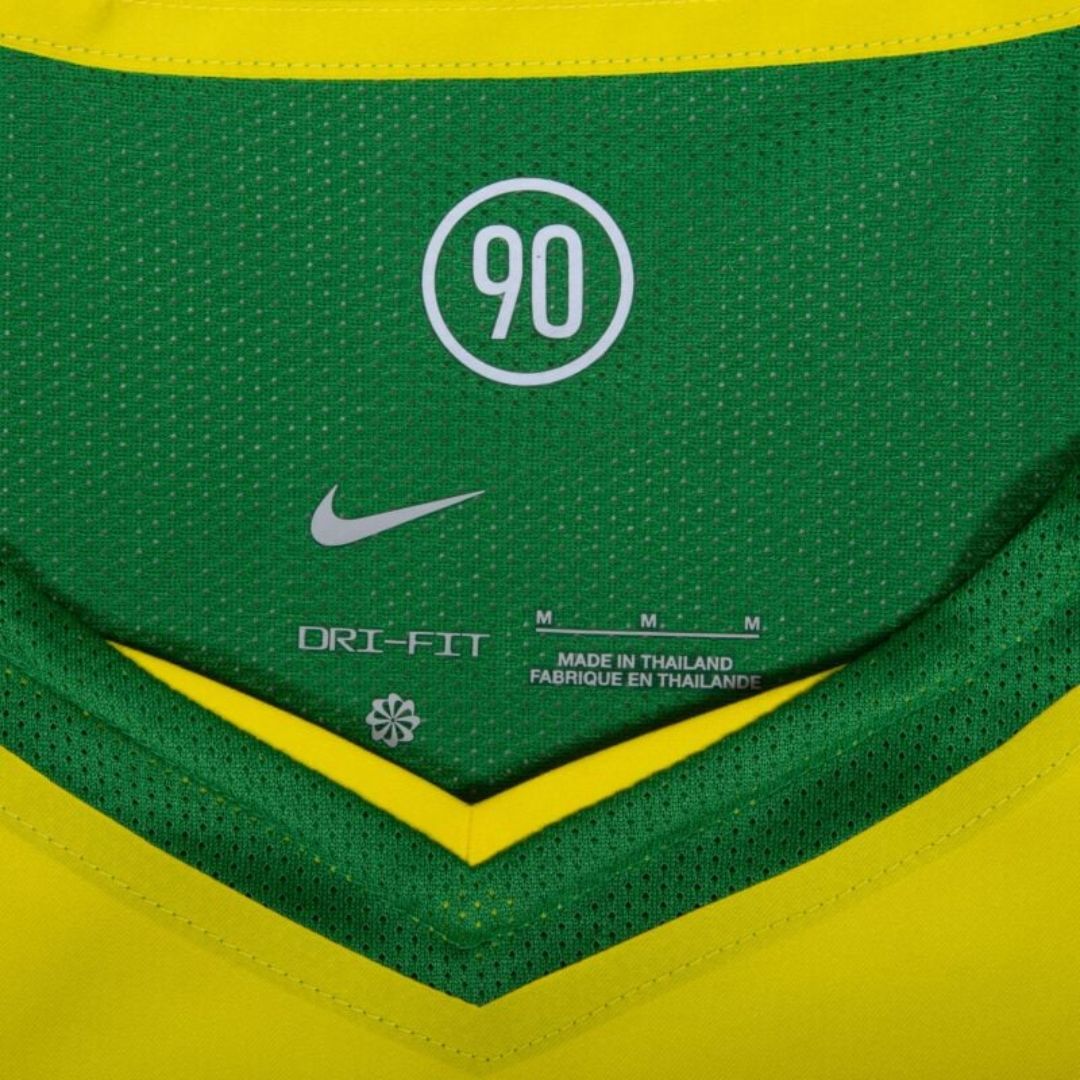 Brasil Home 2004/05 Retro